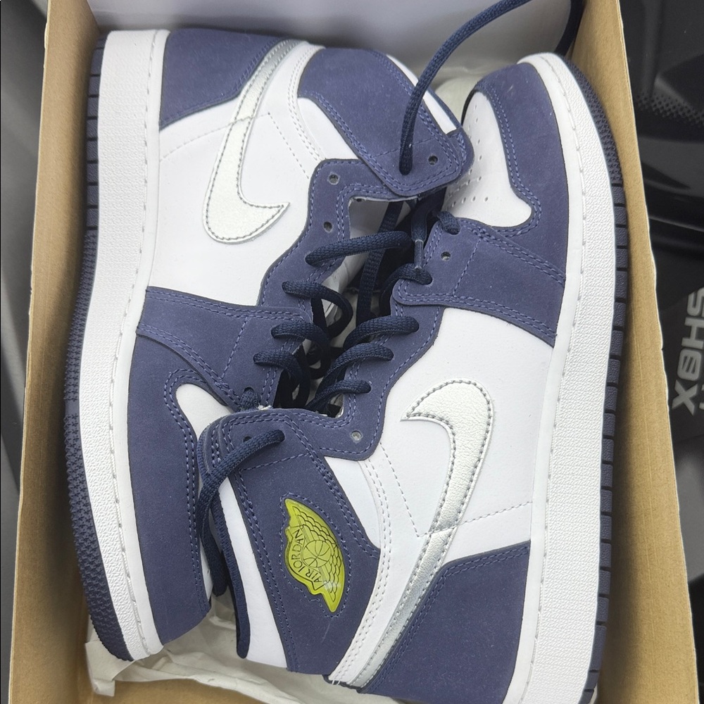 Nike Men's Navy, White & Silver High-Top Sneakers